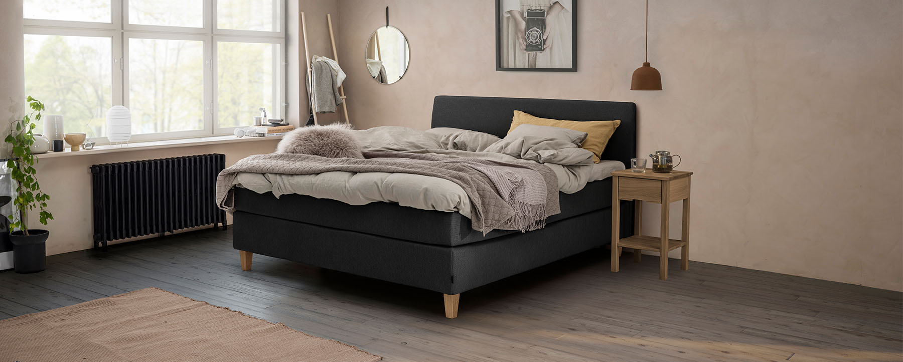 boxspringbett-in-hamburg-kaufen-schwarz-gratis-schlafberatung-starkhome-001-wide.jpg